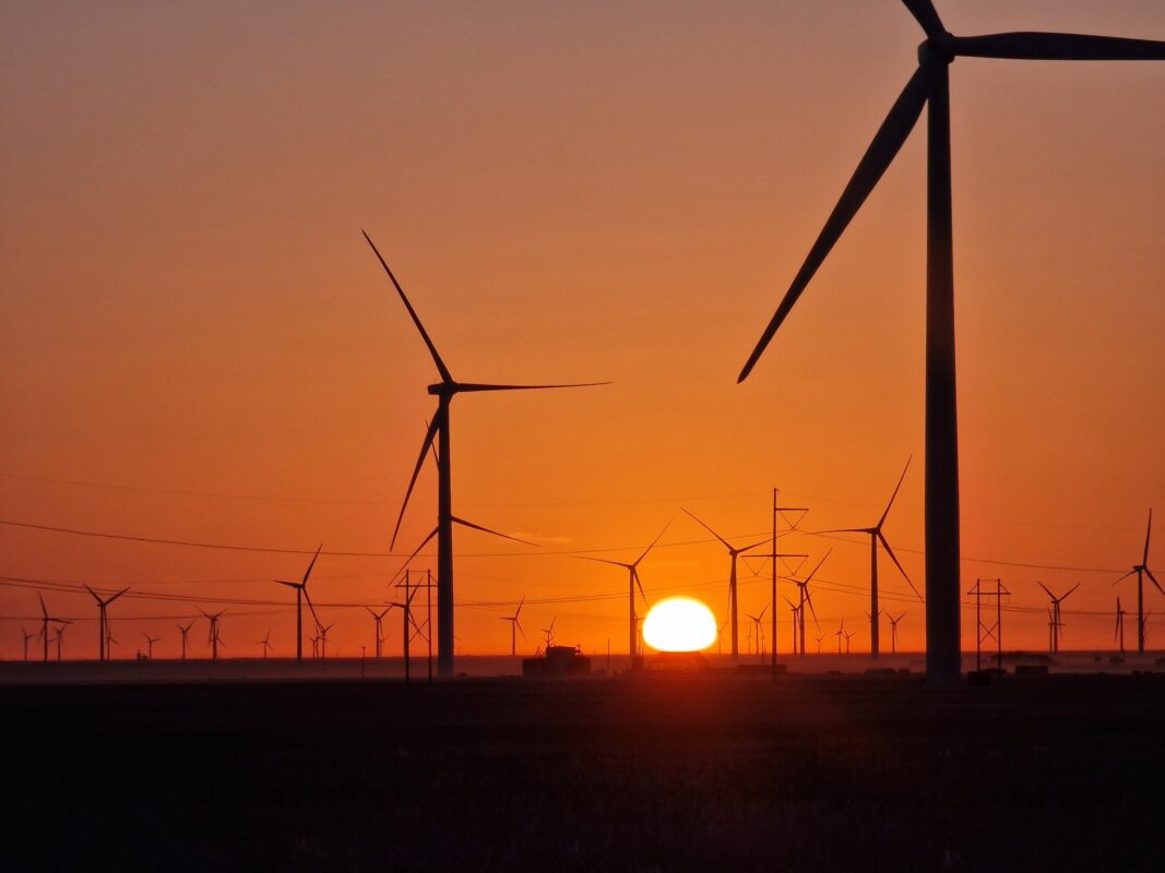 wind turbine maintenance, blade maintenance services, turbine maintenance